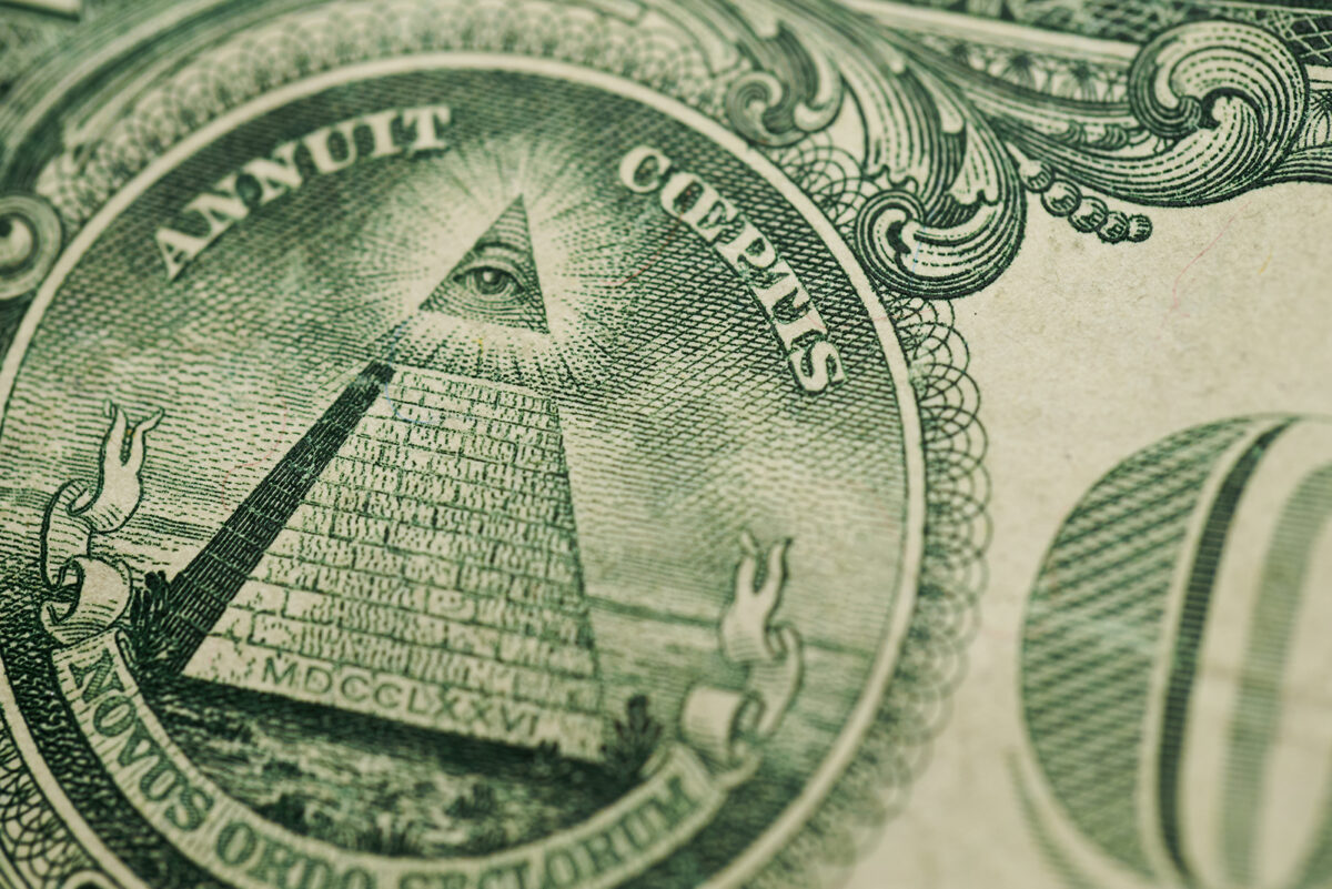 1ドル紙幣のピラミッド